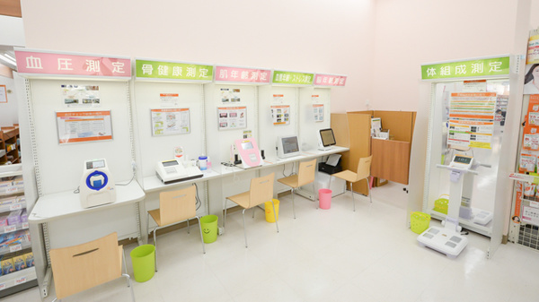 調剤薬局ツルハドラッグ岩見沢大和店のその他測定器