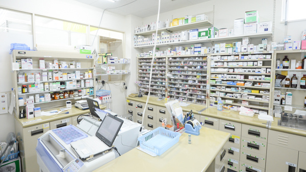 調剤薬局ツルハドラッグ千歳新富店の調剤室