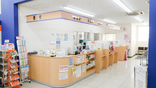 調剤薬局ツルハドラッグ苫小牧王子店の受付/カウンター