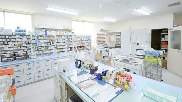調剤薬局ツルハドラッグ苫小牧王子店の調剤室