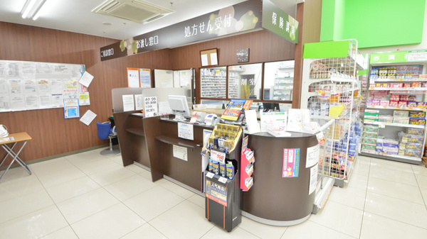 調剤薬局ツルハドラッグ函館松風店の受付/カウンター
