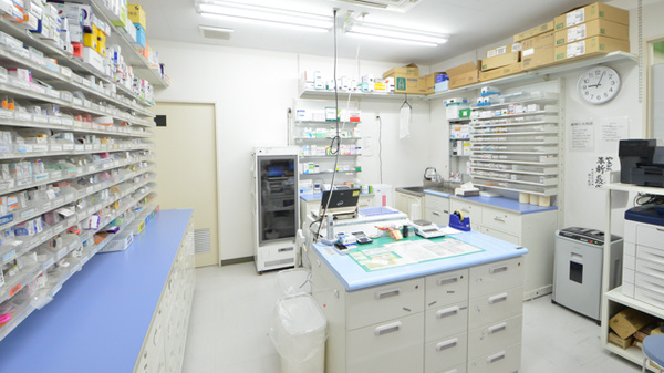 調剤薬局ツルハドラッグ函館松風店の調剤室