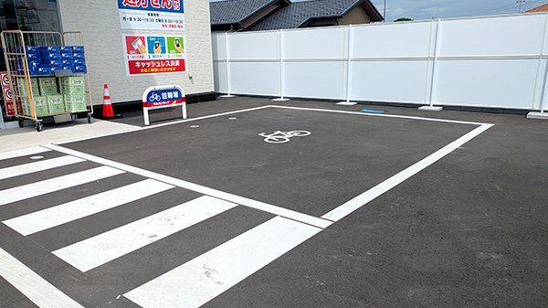調剤薬局ツルハドラッグ石巻大街道店の駐輪場