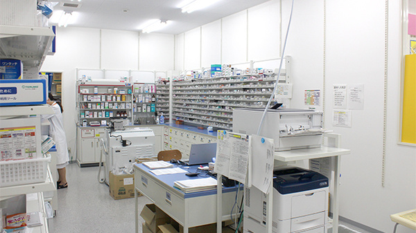 調剤薬局ツルハドラッグあすと長町店の調剤室