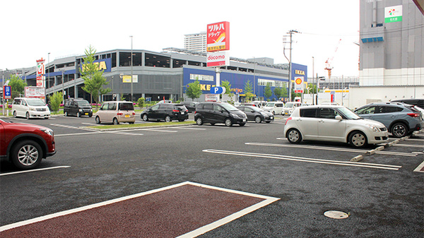 調剤薬局ツルハドラッグあすと長町店の駐車場