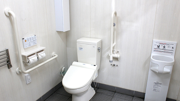 調剤薬局ツルハドラッグいわき玉露店のお手洗い