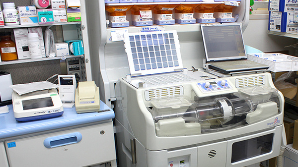 調剤薬局ツルハドラッグ小竹向原店の調剤器具