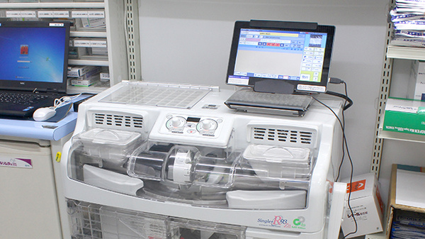 調剤薬局ツルハドラッグ高輪台店の調剤器具