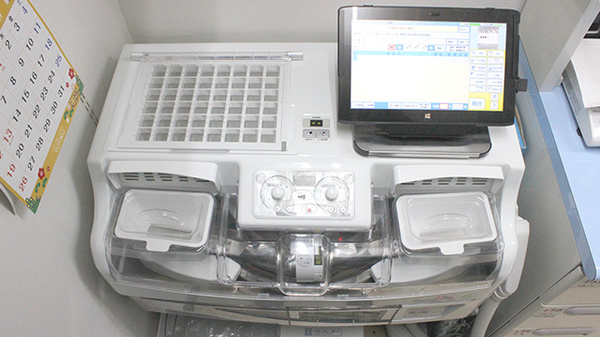 調剤薬局ツルハドラッグ中山店の調剤器具