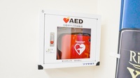 調剤薬局ツルハドラッグ春日井篠木店のAED