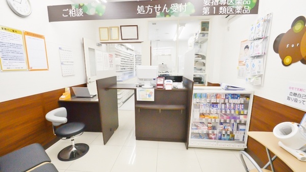 調剤薬局ツルハドラッグ春日井柏原店の受付/カウンター