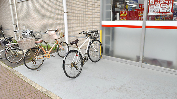 薬局くすりの福太郎白井駅前店の駐輪場