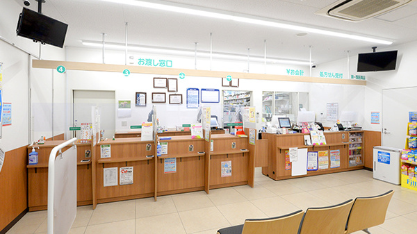 薬局くすりの福太郎柏西口店の受付/カウンター