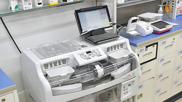 薬局くすりの福太郎南流山店の調剤器具