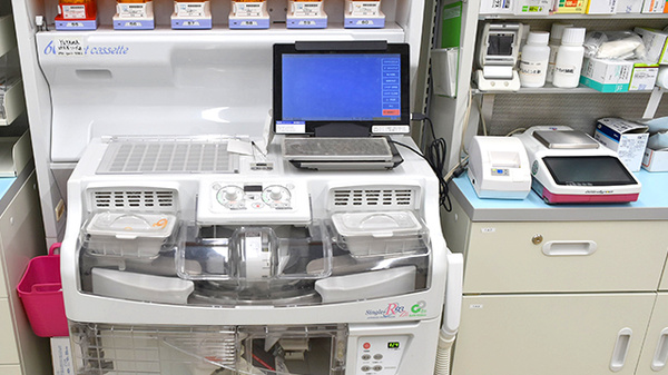 薬局くすりの福太郎アクロスモール新鎌ヶ谷店の調剤器具