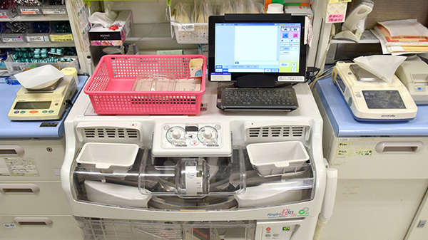 薬局くすりの福太郎新鎌ヶ谷北口店の調剤器具