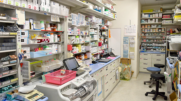 薬局くすりの福太郎新鎌ヶ谷北口店の調剤室