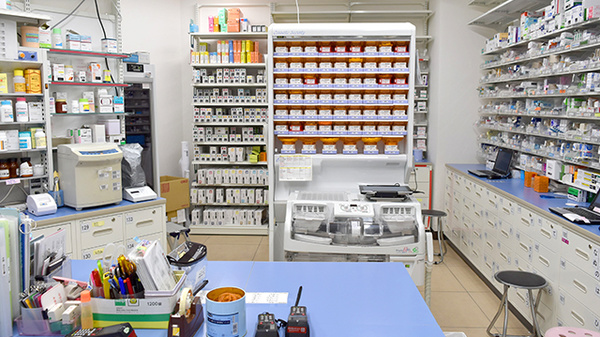薬局くすりの福太郎八千代台西口店の調剤室