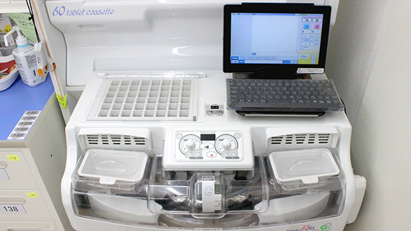 薬局くすりの福太郎　京成大久保駅前店の調剤器具