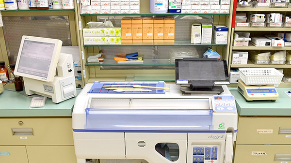 薬局くすりの福太郎八千代高津店の調剤器具