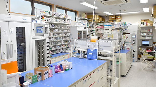 薬局くすりの福太郎市原姉崎店の調剤室
