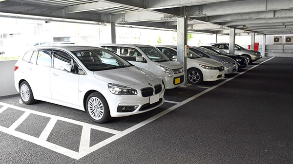 薬局くすりの福太郎津田沼南口店の駐車場