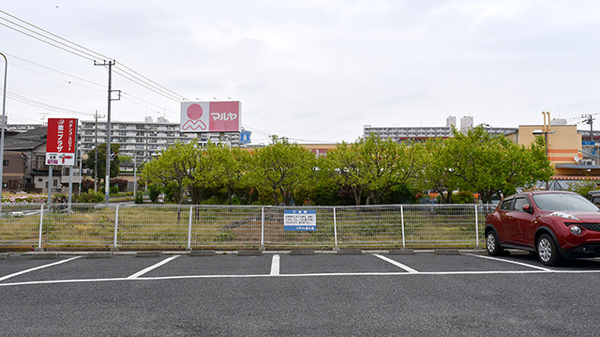 薬局くすりの福太郎船橋行田店の駐車場