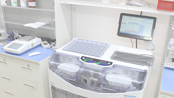 薬局くすりの福太郎西新井大師前駅店の調剤器具