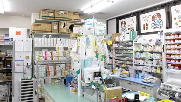薬局くすりの福太郎銀座店の調剤室