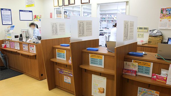 薬局くすりの福太郎Bivi店（3階）の受付/カウンター