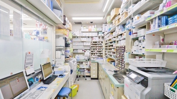 ウォンツ八丁堀薬局の調剤室