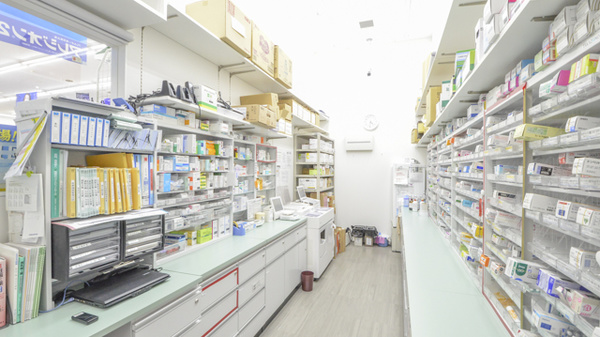 ウォンツ八幡西薬局の調剤室