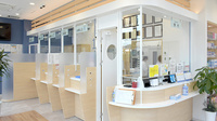ウォンツ薬局安佐市民病院店の受付/カウンター