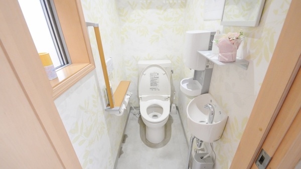 ウォンツ薬局古江駅前店のお手洗い