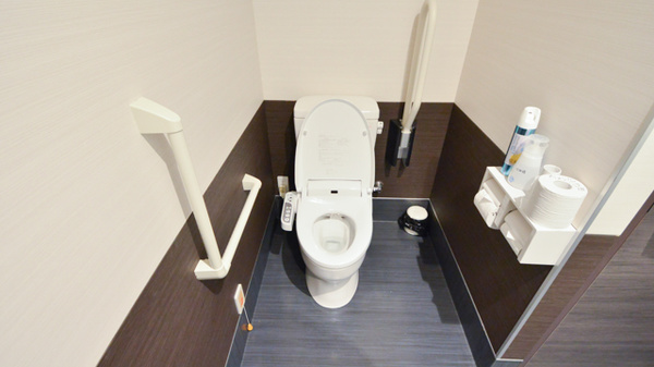 ウォンツ口田薬局のお手洗い