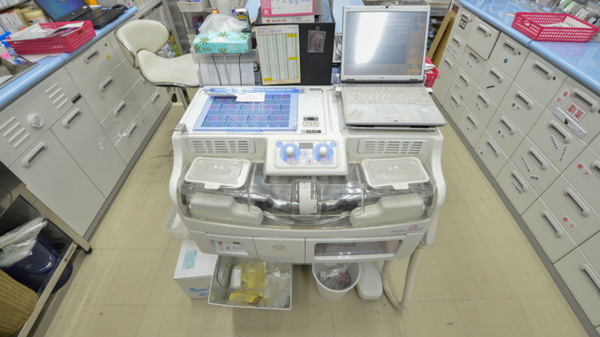 ウェルネス薬局　両三柳店の調剤器具
