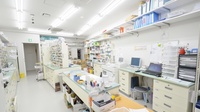 ウォンツ薬局日赤病院前２号店の調剤室