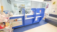 ウォンツ薬局県病院前店の受付/カウンター
