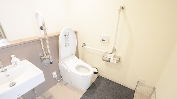 ウォンツ薬局日赤病院前３号店のお手洗い