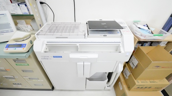 レデイ薬局グラン重信店の調剤器具