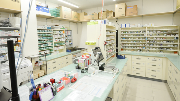 レデイ薬局余戸店の調剤室