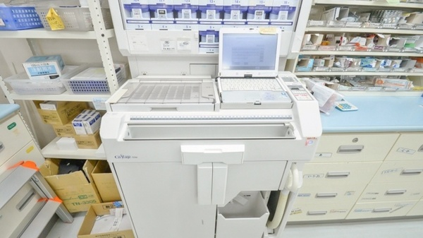 レデイ中央調剤薬局の調剤器具