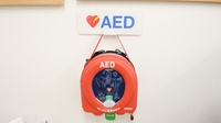 レデイ平井調剤薬局のAED