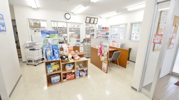 レデイ平井調剤薬局の受付/カウンター