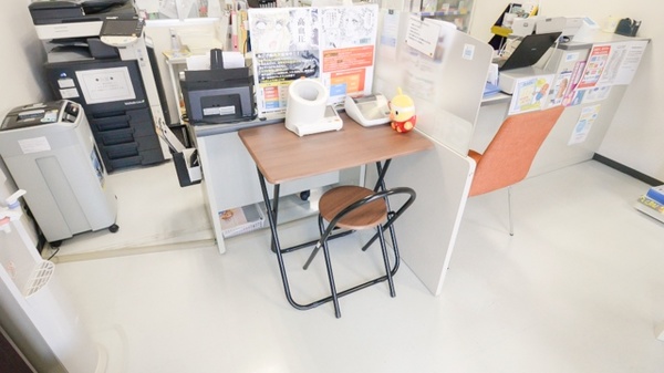 レデイ薬局長楽寺店の血圧計