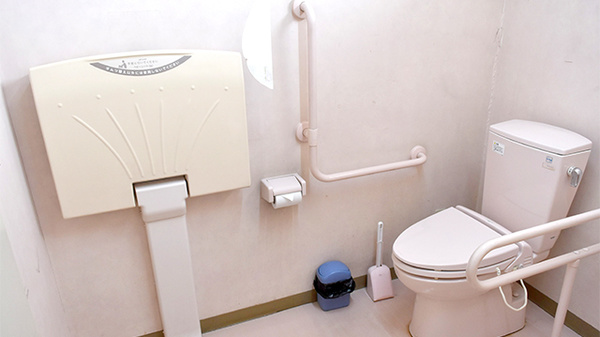 調剤薬局ツルハドラッグ三本柳店のお手洗い