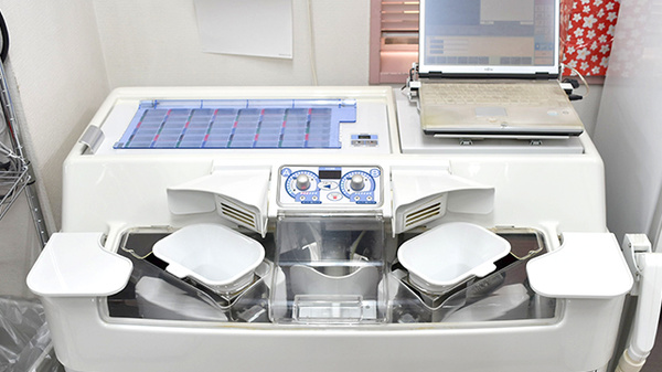 調剤薬局ツルハドラッグ三本柳店の調剤器具