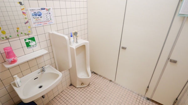 レデイ薬局今治東店のお手洗い