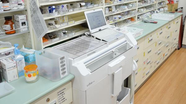 レデイ薬局坂出中央店の調剤器具