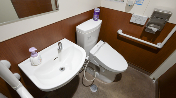 レデイ薬局坂出中央店のお手洗い